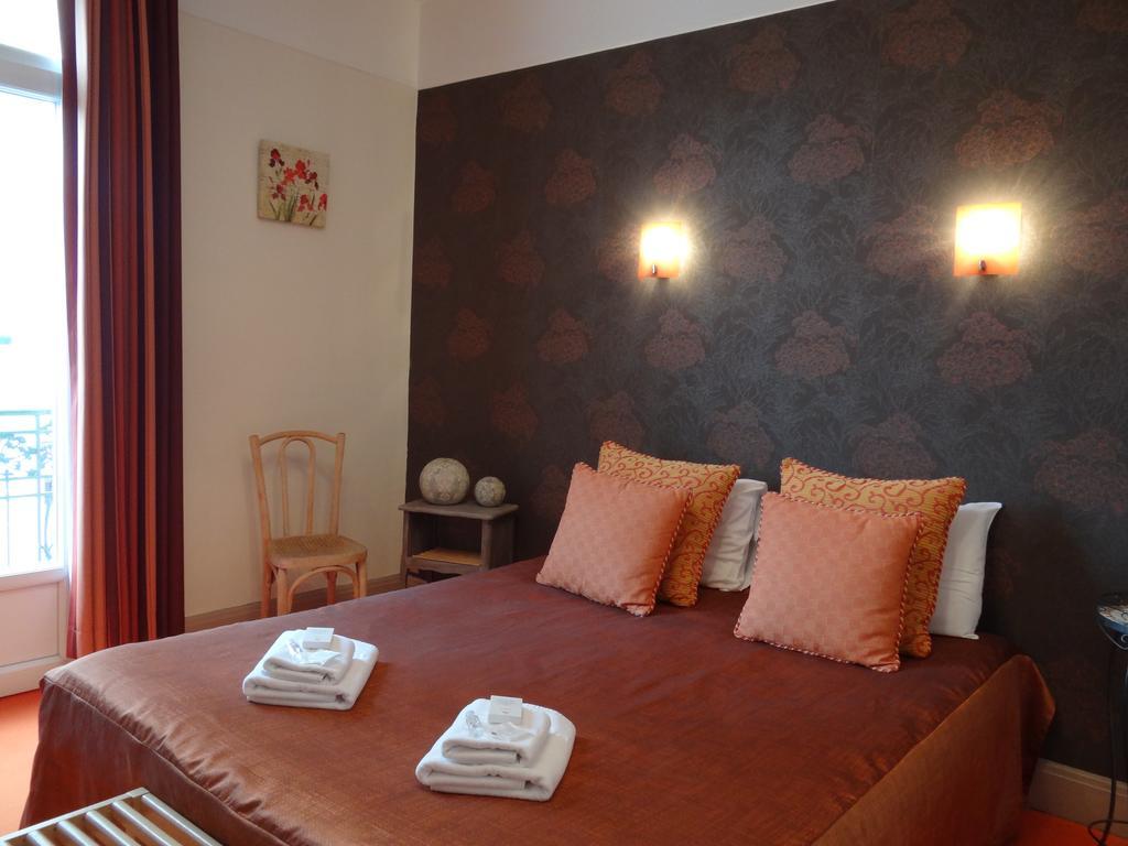 Hotel California Vichy Pokoj fotografie